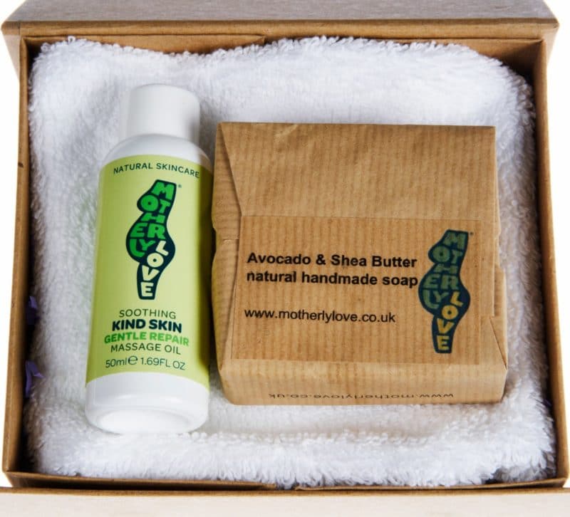 sensitive skin kit a natural gift box